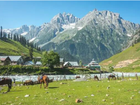 Kashmir: Where Fairytales Unfold - Unveiling the Valley's Allure for Dream Weddings