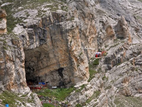 Amarnath Yatra 2025 with JKL Travels | Divine Pilgrimage & Leisure Holidays in Kashmir