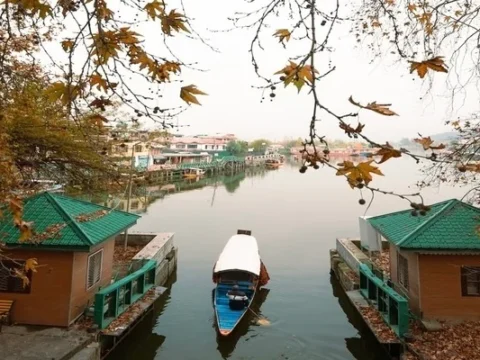 Kashmir Tour Packages 2025–26 – Book Your Safe & Beautiful Holiday