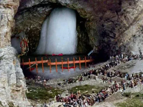 Amarnath Yatra 2026: Official Dates, Registration, No-Fly Zone, Routes & Complete Pilgrim Guide